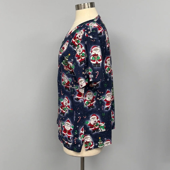 Med Couture Christmas Santa Cookies Winter Novelty Print Scrub Top Sz L Scrubs - Picture 2 of 6